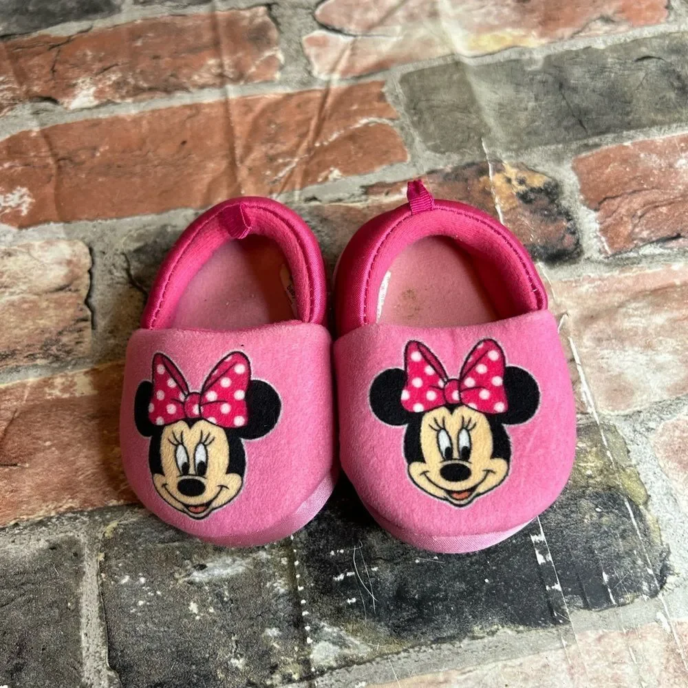 5 for $25🔥Disney's Minnie Mouse Pink Slippers Baby Size 3